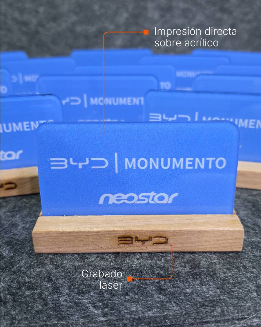 Impresión directa sobre acrílico y grabado láser